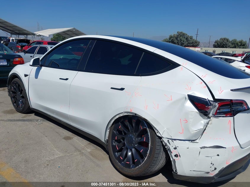 VIN 7SAYGDEF5NF443842 2022 TESLA MODEL Y PERFORMANCE