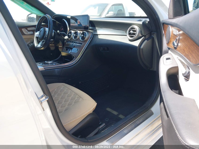 VIN 55SWF8DB9LU328668 2020 MERCEDES-BENZ C-CLASS C 300