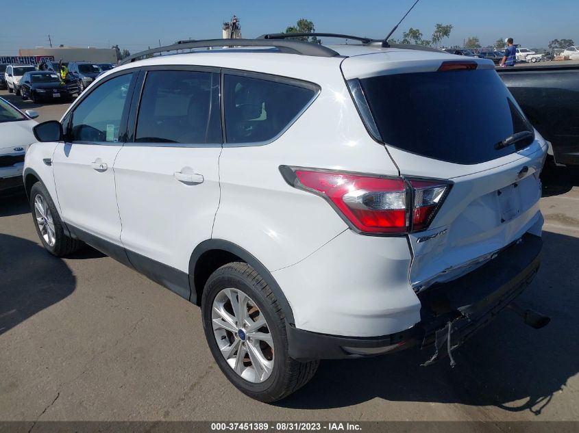 2017 FORD ESCAPE SE - 1FMCU9GD0HUA39346