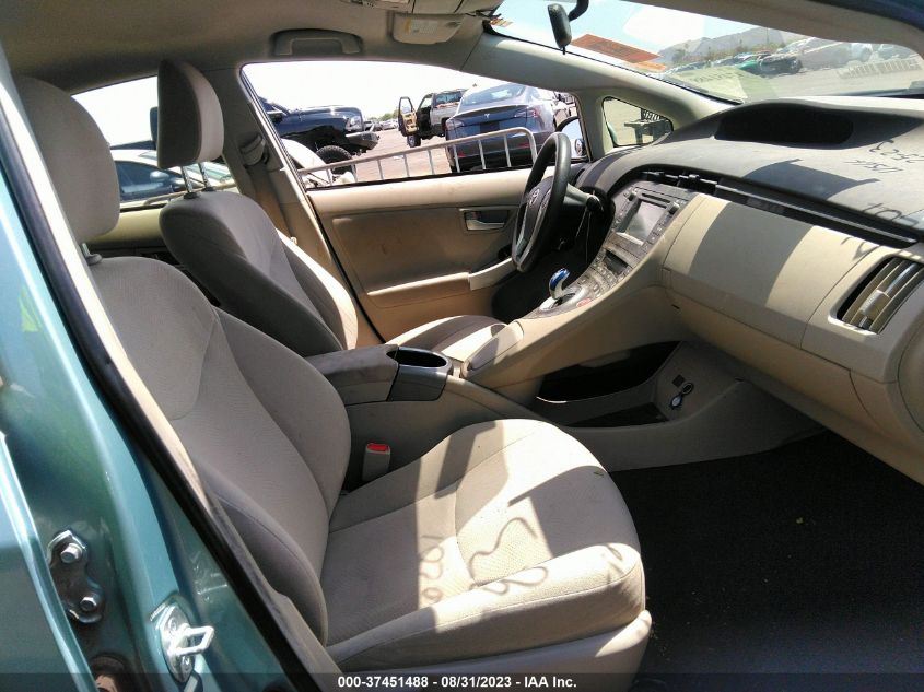 2015 TOYOTA PRIUS FOUR - JTDKN3DU0F1895159