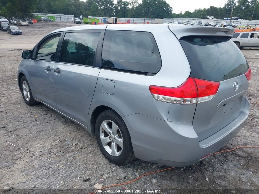 5TDZK3DC5DS399546 2013 TOYOTA SIENNA, photo no. 3