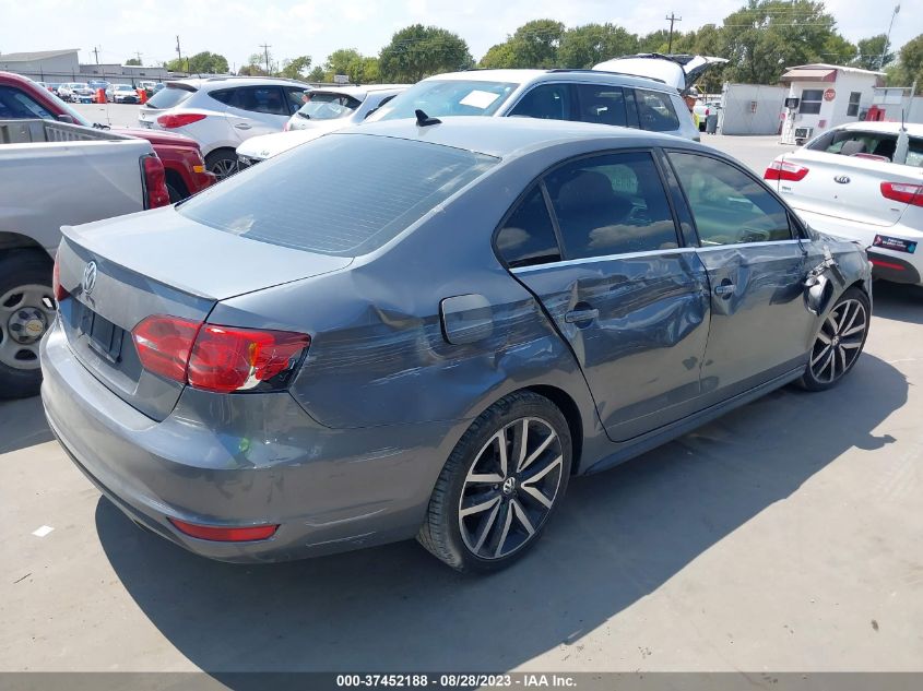 2013 VOLKSWAGEN GLI AUTOBAHN W/NAV 3VW467AJ0DM386502