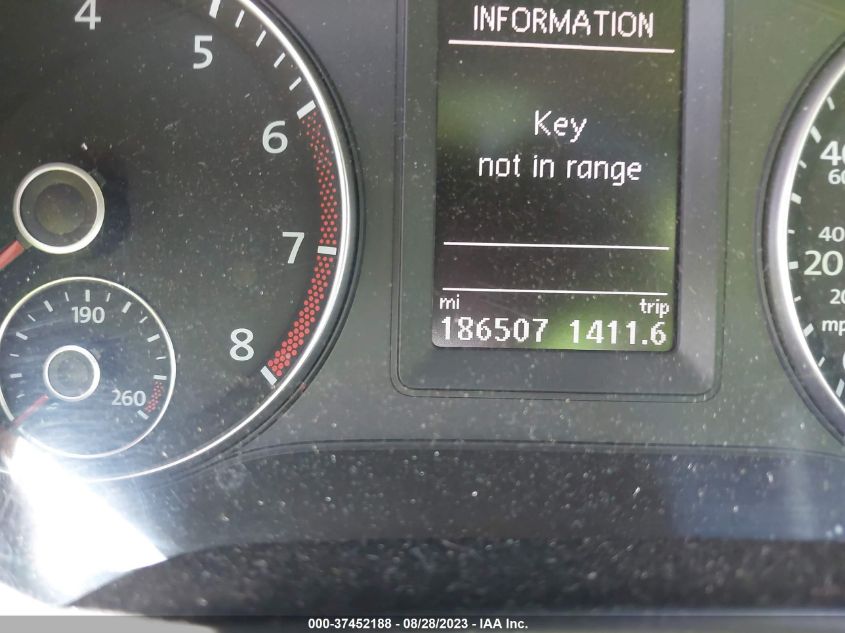 2013 VOLKSWAGEN GLI AUTOBAHN W/NAV 3VW467AJ0DM386502