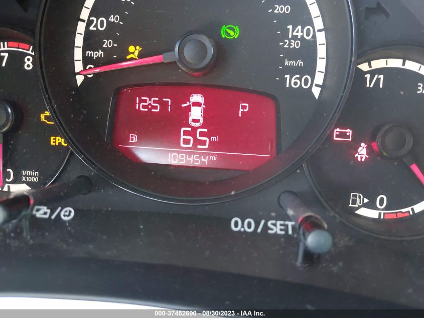 2013 VOLKSWAGEN BEETLE CONVERTIBLE 2.5L 3VW5X7AT4DM826207