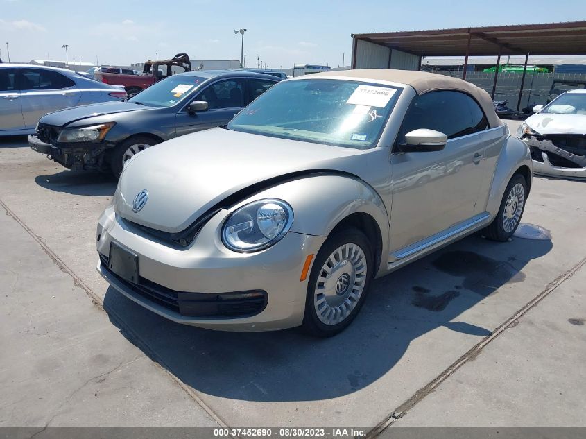 2013 VOLKSWAGEN BEETLE CONVERTIBLE 2.5L 3VW5X7AT4DM826207