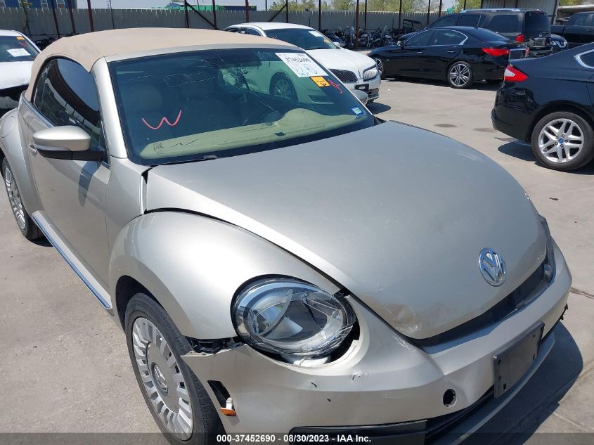 2013 VOLKSWAGEN BEETLE CONVERTIBLE 2.5L 3VW5X7AT4DM826207