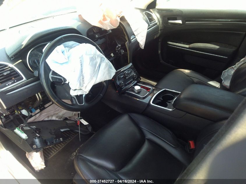2015 CHRYSLER 300 LIMITED - 2C3CCAAG0FH882351