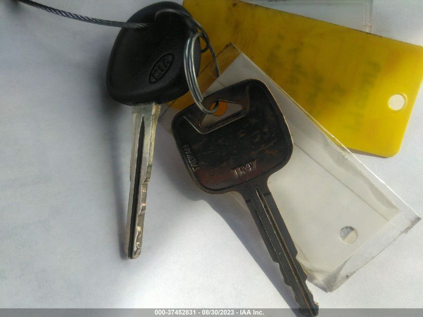 2013 KIA FORTE LX - KNAFT4A25D5682467