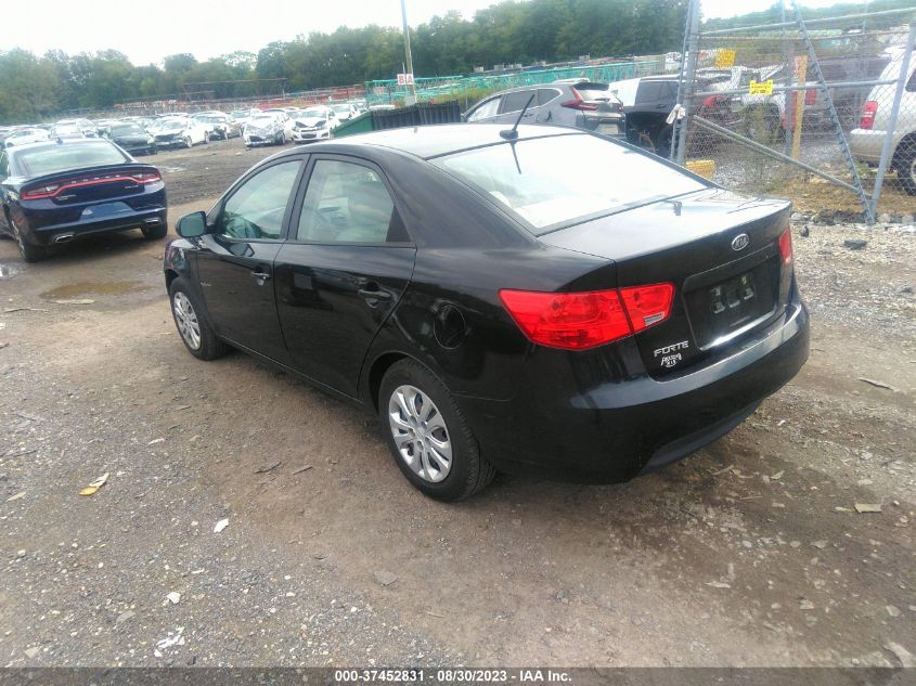 2013 KIA FORTE LX - KNAFT4A25D5682467