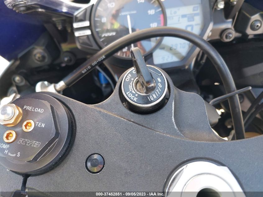 2020 YAMAHA YZFR6 JYARJ28E6LA006931