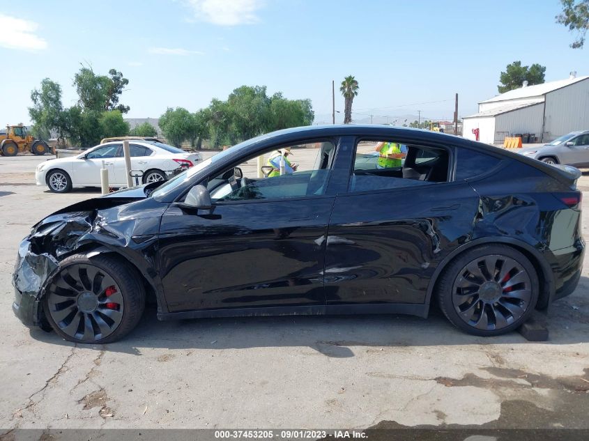 2021 TESLA MODEL Y - 5YJYGDEF4MF277583