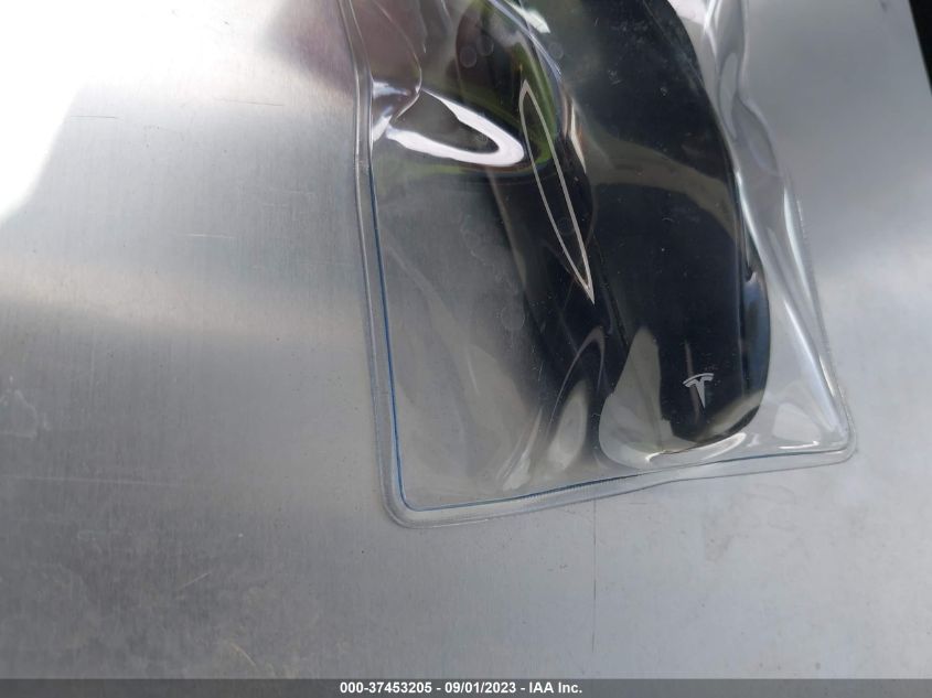 2021 TESLA MODEL Y - 5YJYGDEF4MF277583