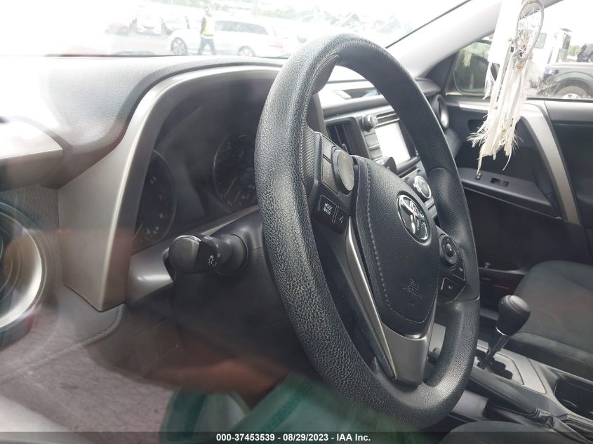 2018 TOYOTA RAV4 LE - JTMZFREVXJJ166620