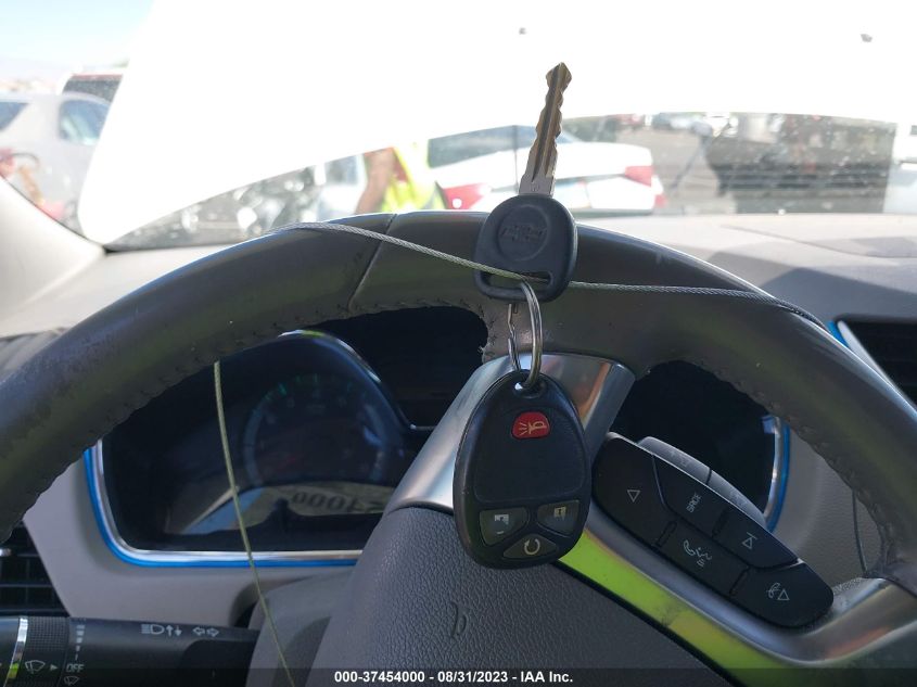 2015 CHEVROLET TRAVERSE LT - 1GNKRGKD0FJ138056