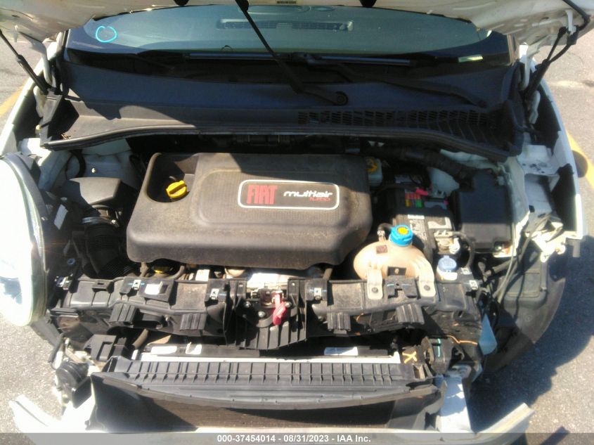 2014 FIAT 500L EASY - ZFBCFABH1EZ001037