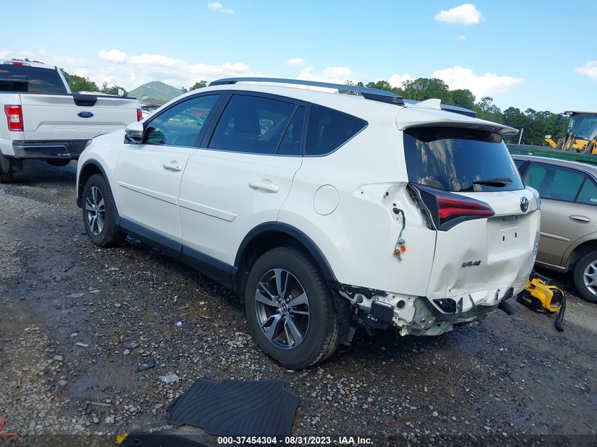 VIN JTMRFREV7HJ114890 2017 TOYOTA RAV4 XLE
