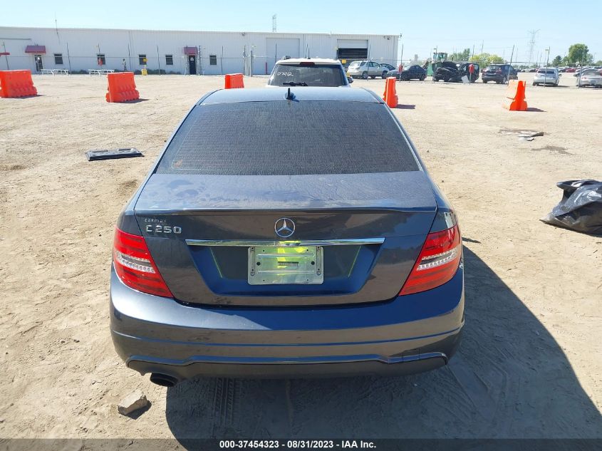 2013 MERCEDES-BENZ C-CLASS C 250 - WDDGF4HB7DR279786