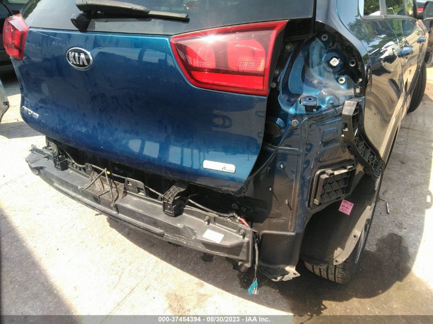 2020 KIA NIRO LX KNDCB3LC6L5396408