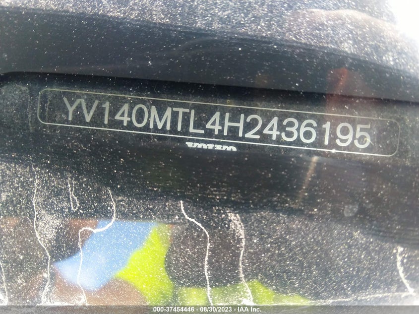VIN YV140MTL4H2436195 2017 VOLVO S60 DYNAMIC