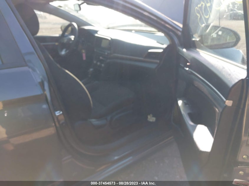 VIN 5NPD84LF1LH565219 2020 HYUNDAI ELANTRA SEL