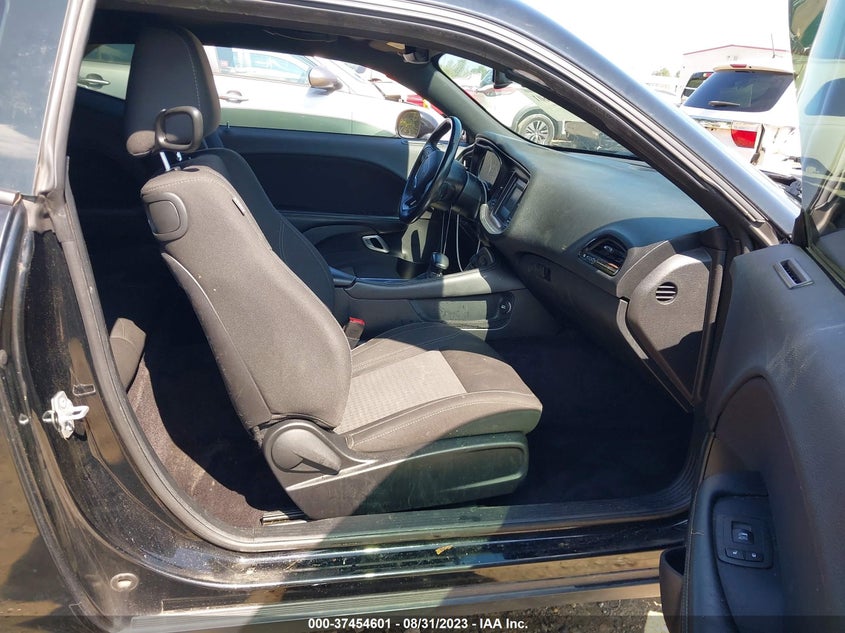 VIN 2C3CDZAG0HH561117 2017 DODGE CHALLENGER SXT