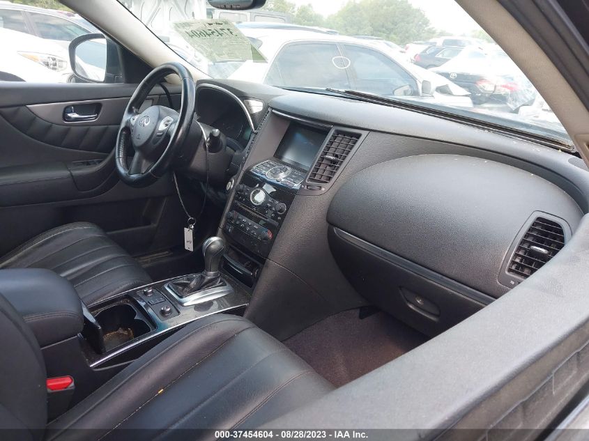 2017 INFINITI QX70 JN8CS1MW4HM414922