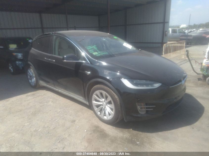 5YJXCAE22JF104207 TESLA MODEL X 75D/100D/P100D 2018