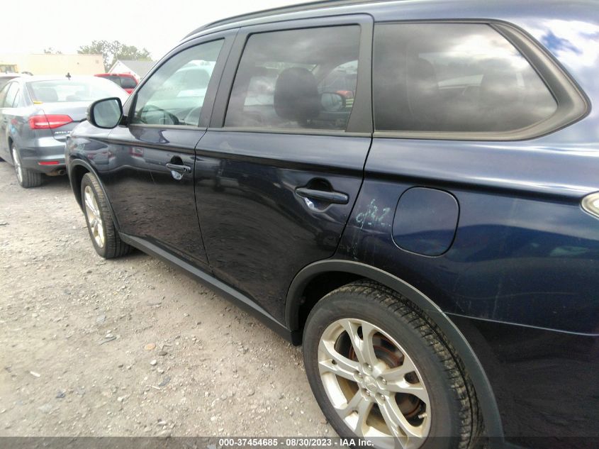 2015 MITSUBISHI OUTLANDER SE - JA4AZ3A36FZ006534