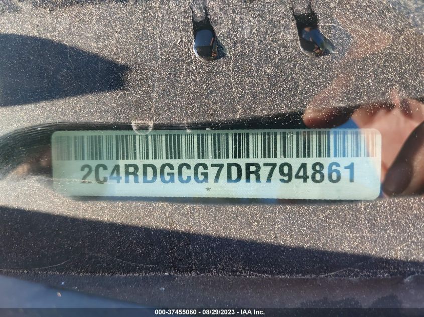 2013 DODGE GRAND CARAVAN SXT - 2C4RDGCG7DR794861
