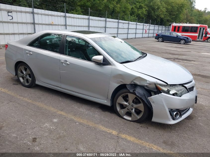 2014 TOYOTA CAMRY SE/XLE - 4T1BK1FKXEU544647