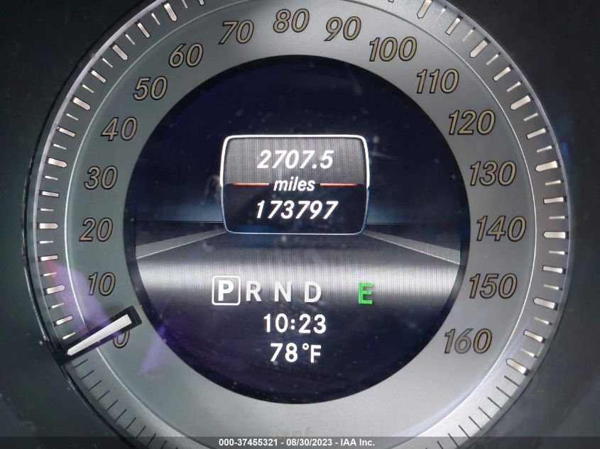 2013 MERCEDES-BENZ C-CLASS C 250 - WDDGJ4HB2DF944626