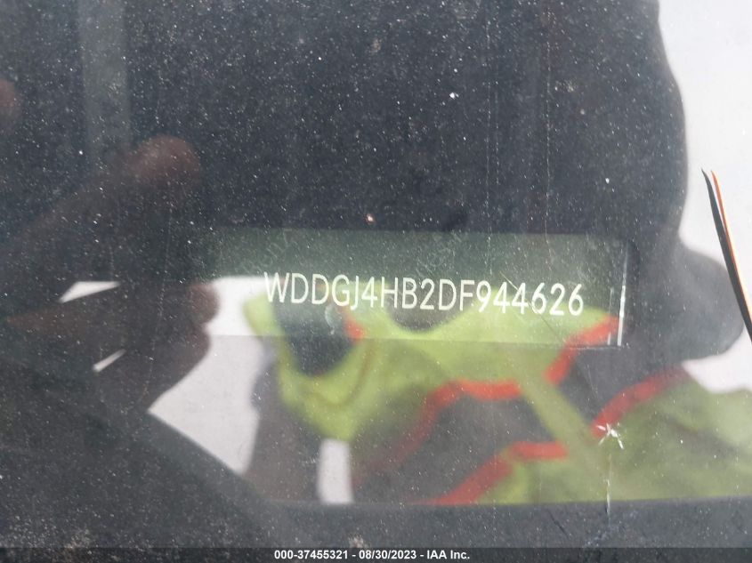 2013 MERCEDES-BENZ C-CLASS C 250 - WDDGJ4HB2DF944626