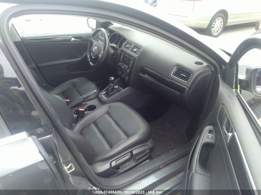 2015 VOLKSWAGEN JETTA SEDAN 2.0L TDI SEL - 3VW3A7AJ3FM414077