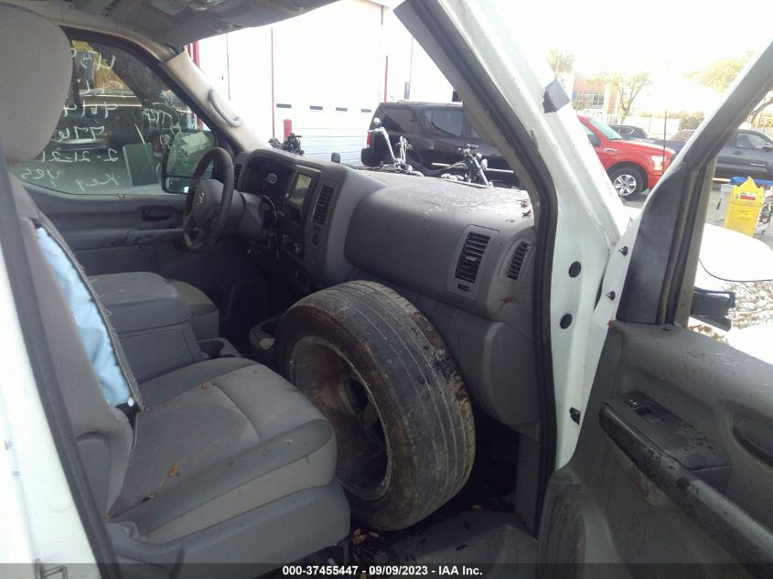 2020 NISSAN NV CARGO SV 1N6BF0LY8LN804396
