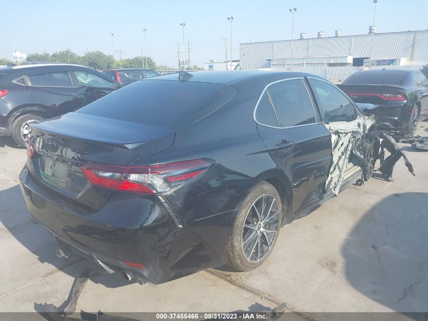 2021 TOYOTA CAMRY SE - 4T1G11AK2MU419995