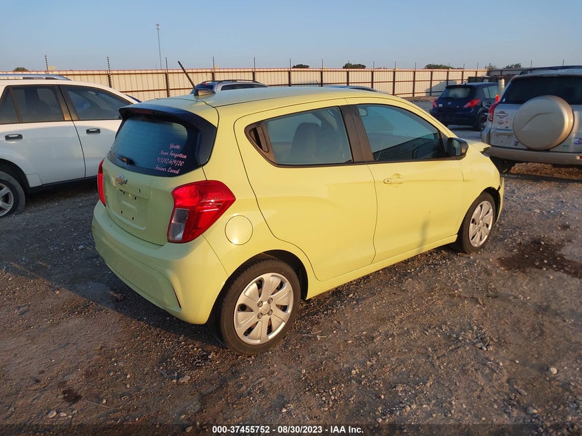 VIN KL8CB6SA2JC440911 2018 CHEVROLET SPARK LS