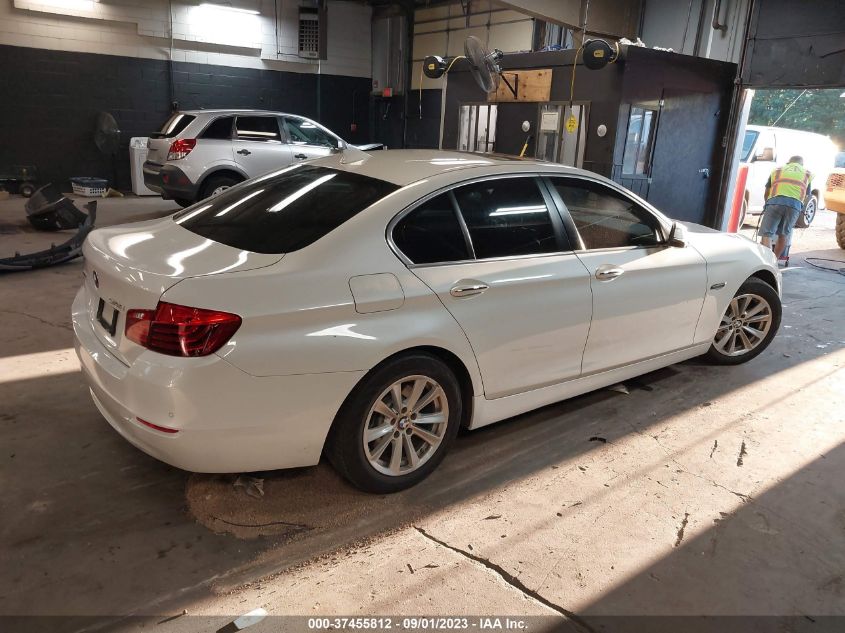 2015 BMW 5 SERIES 528I XDRIVE - WBA5A7C54FD622179
