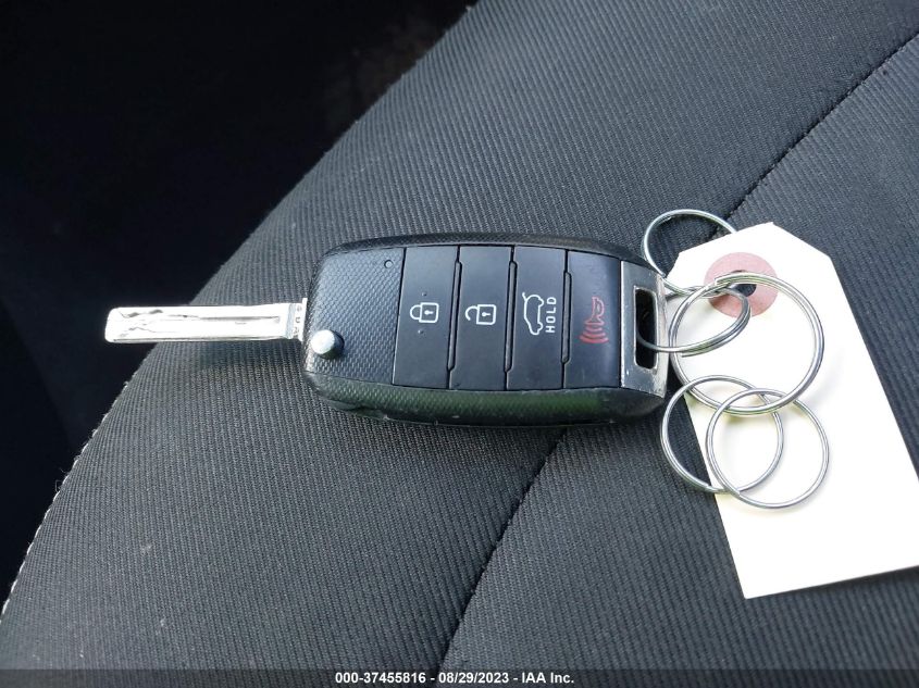 2014 KIA SOUL + - KNDJP3A55E7086139