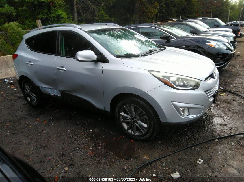 2015 HYUNDAI TUCSON SE - KM8JUCAG2FU955398