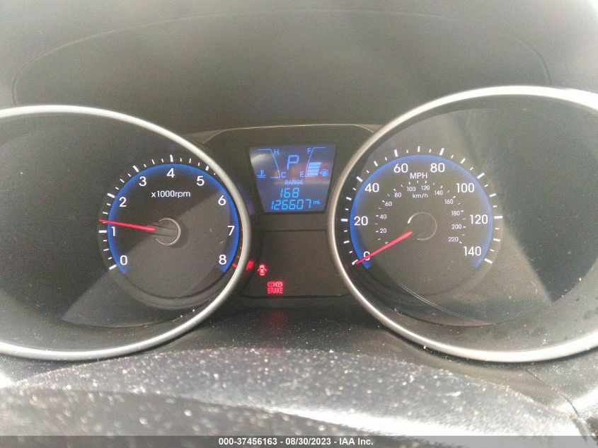 2015 HYUNDAI TUCSON SE - KM8JUCAG2FU955398