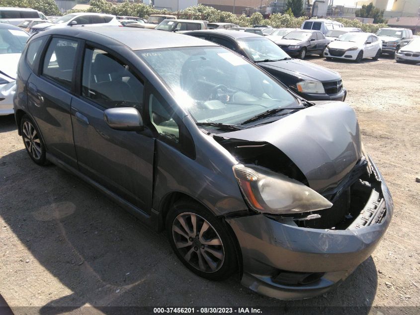 2013 HONDA FIT SPORT - JHMGE8H58DC010003