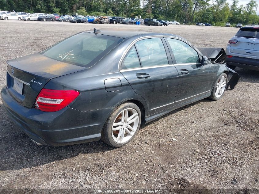 2013 MERCEDES-BENZ C 300 SPORT 4MATIC/LUXURY 4MATIC - WDDGF8AB1DR297976