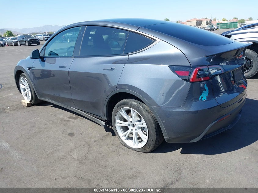 VIN 7SAYGDEE9NA015566 2022 TESLA MODEL Y LONG RANGE