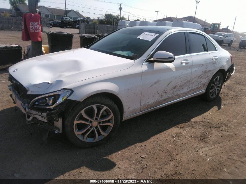 WDDWF4KB7HR252663 2017 MERCEDES-BENZ C-CLASS, photo no. 2