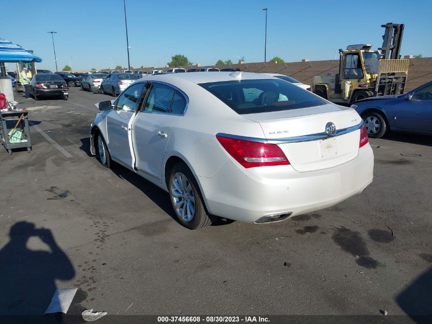 2015 BUICK LACROSSE LEATHER - 1G4GB5G33FF348558