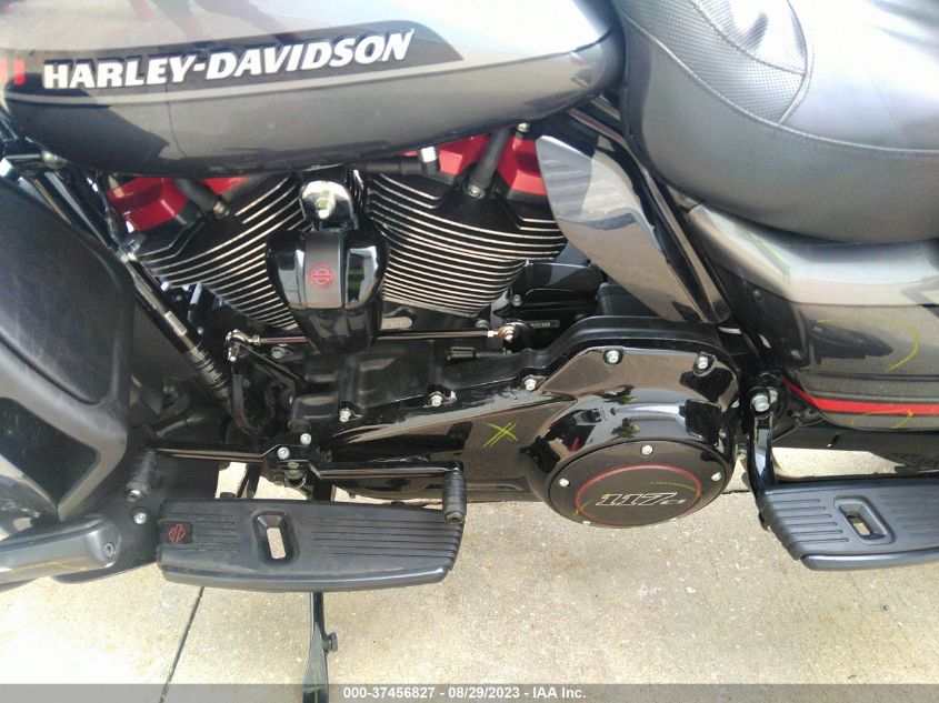 2020 HARLEY-DAVIDSON FLHTKSE 1HD1TEH11LB950493