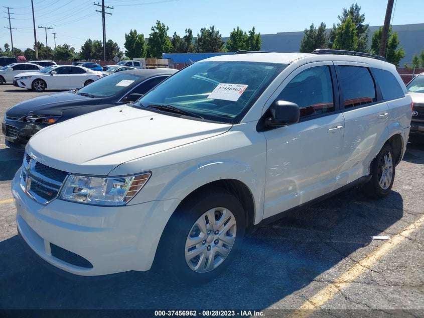 VIN 3C4PDCAB0JT474054 2018 DODGE JOURNEY SE