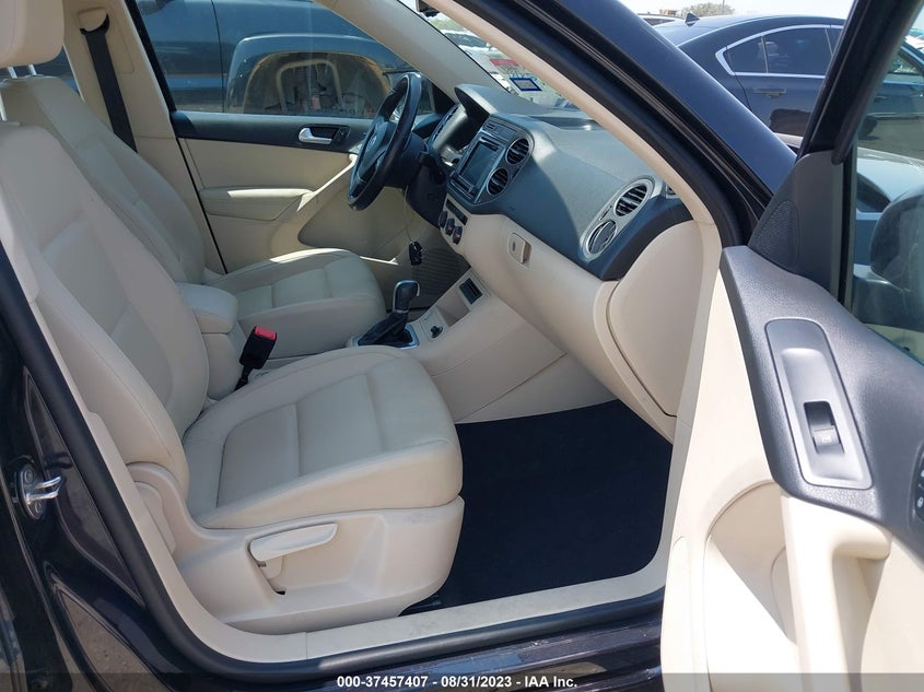 VIN WVGAV7AX5HK001103 2017 VOLKSWAGEN TIGUAN S