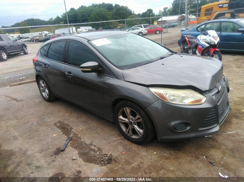 2014 FORD FOCUS SE - 1FADP3K24EL227670