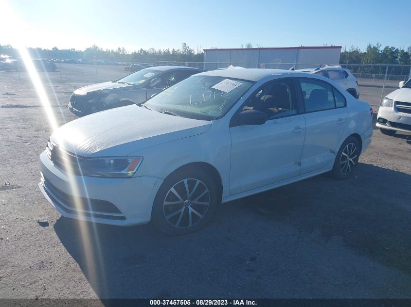 2016 VOLKSWAGEN JETTA SEDAN 1.4T SE - 3VWD67AJ8GM319859